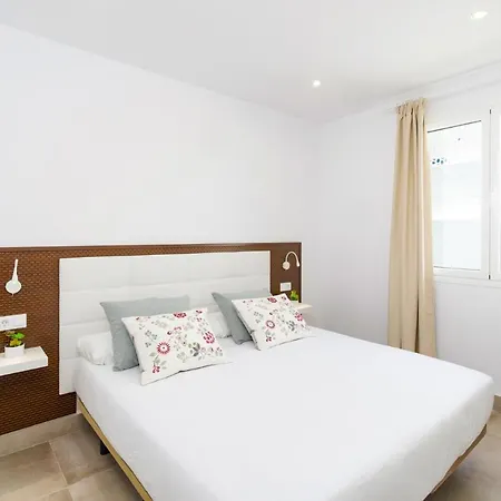 Alvarito By * Puerto Calero