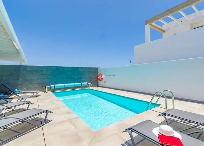 Alvarito By プエルト・カレロ